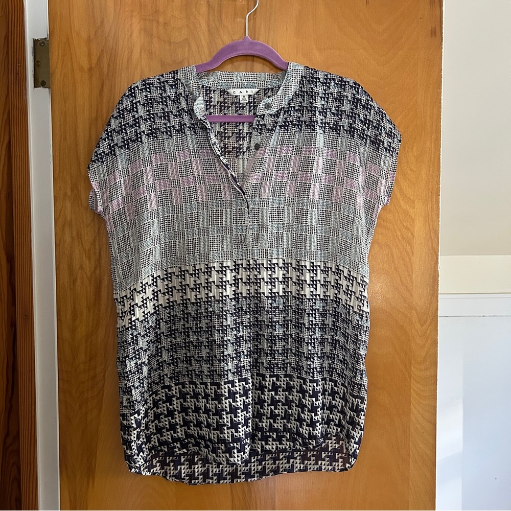 CAbi Geometric Lightweight Top